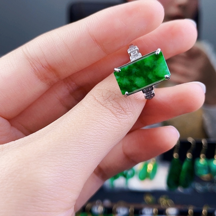 翡翠戒指银S925镶嵌饰品