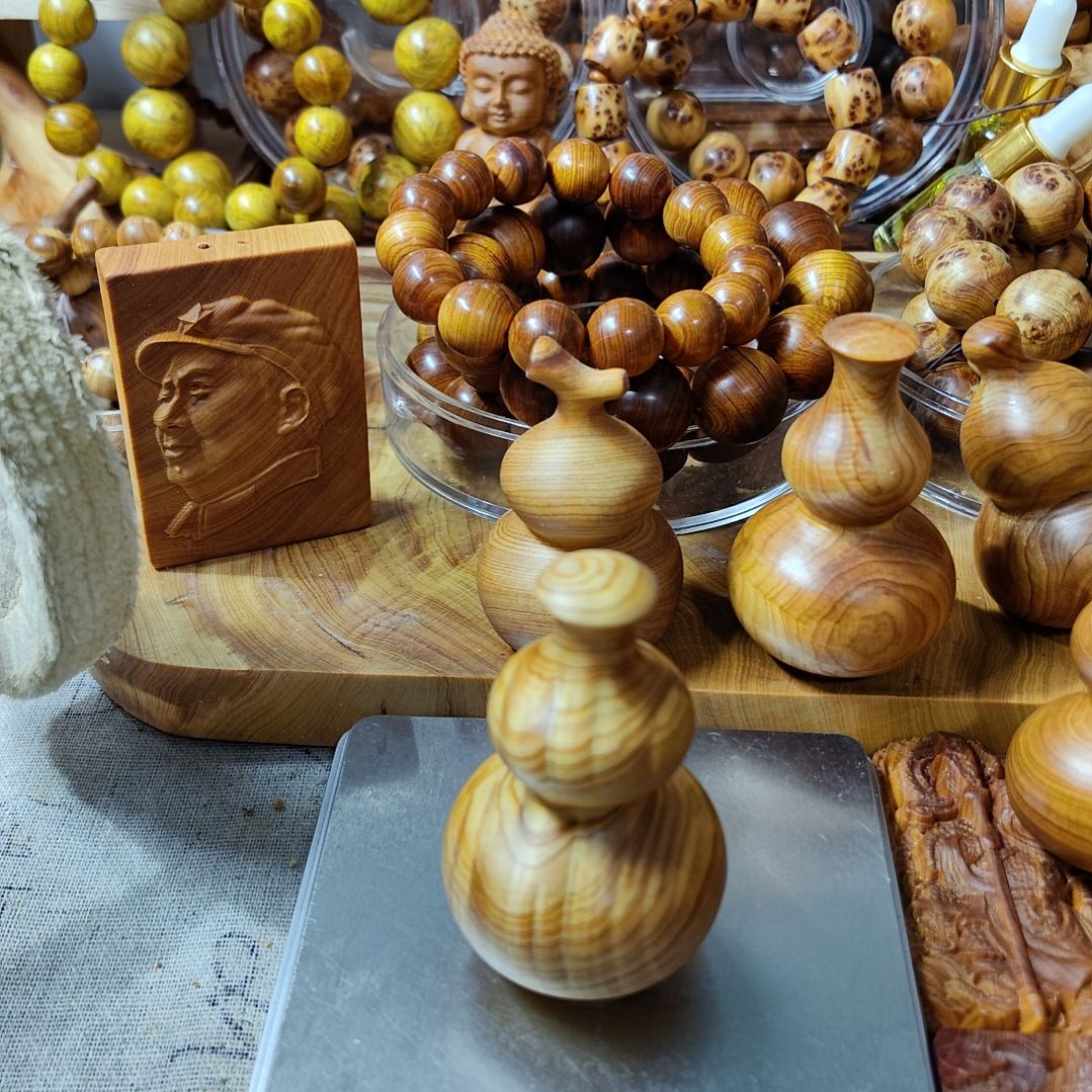 郝*亮太行崖柏手工艺品