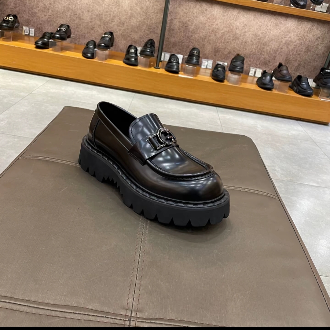 c92波斐男鞋2025春季新款重工开边珠牛皮厚底乐福鞋