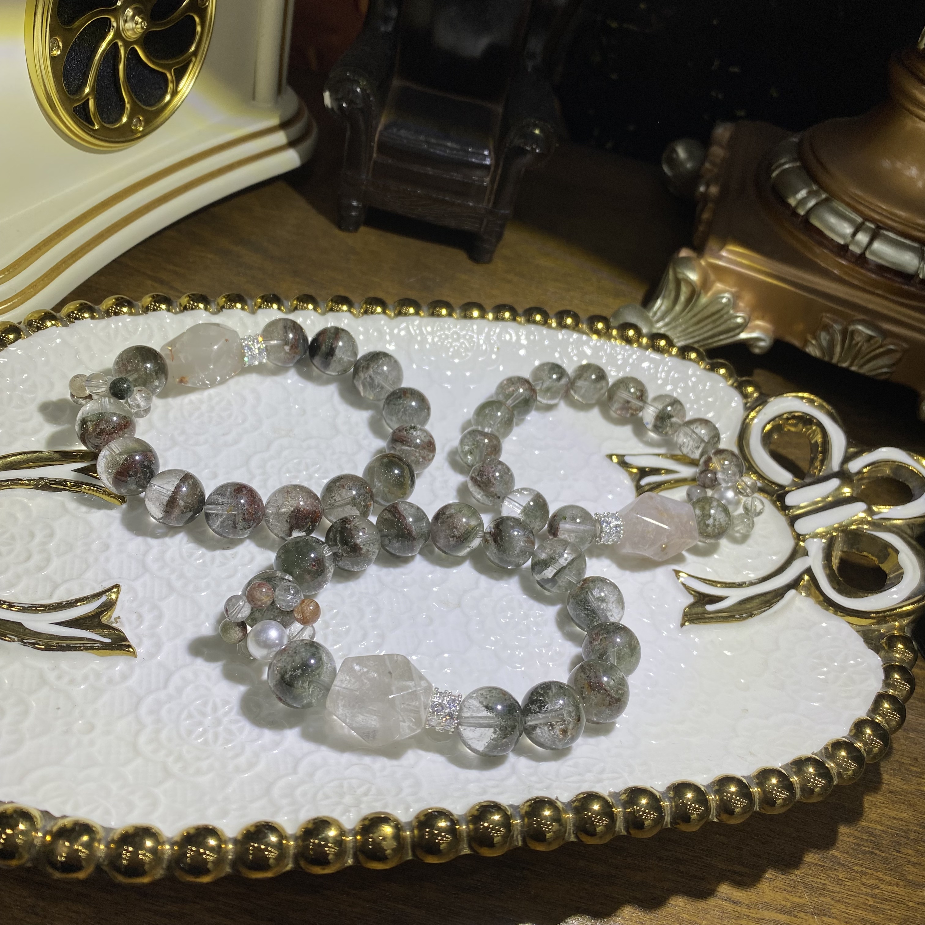 V924-天然老料绿幽灵水晶手串设计款单圈--多样性发其一