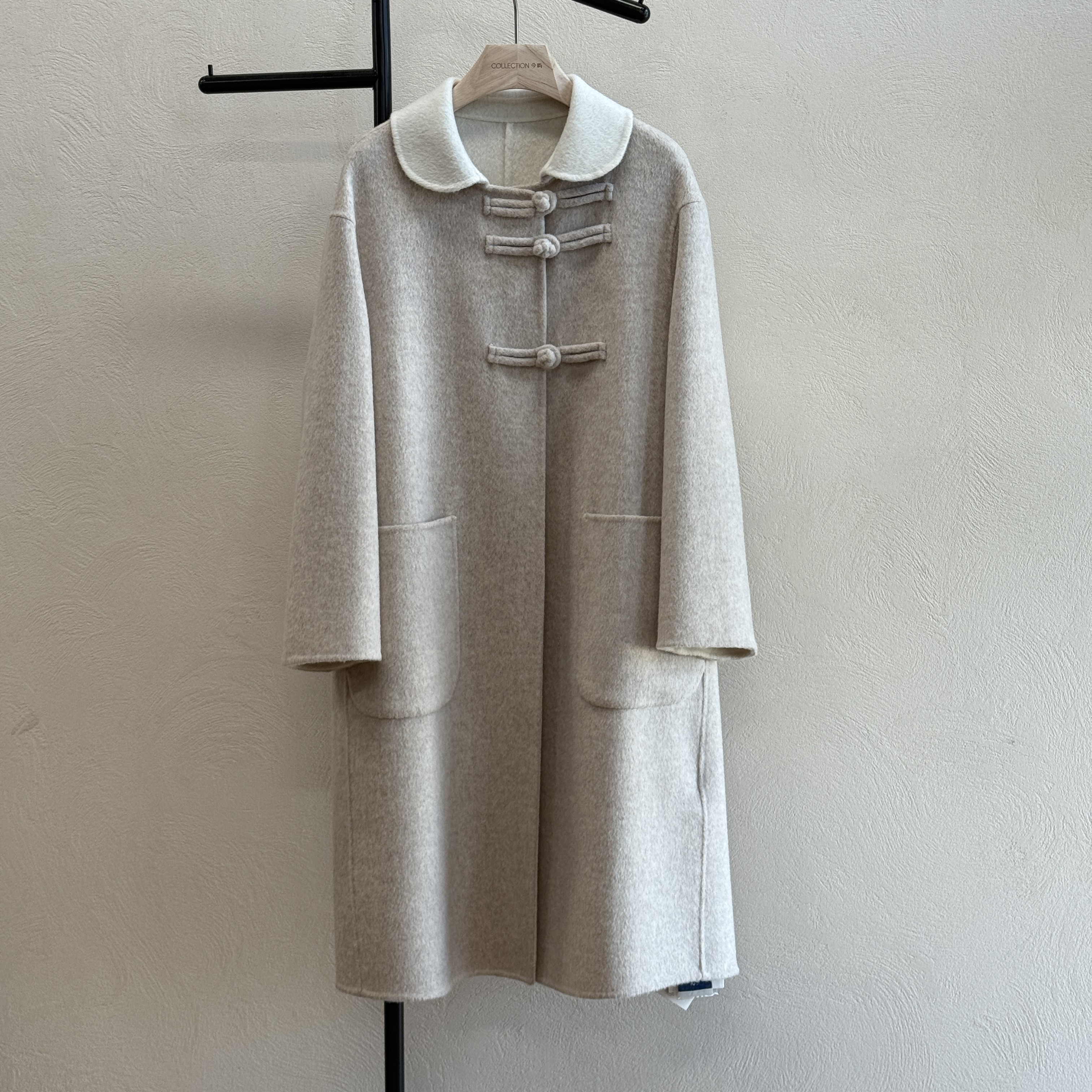 Collection今屿 100%绵羊毛盘扣翻领长款双面呢大衣  JY2504D2369