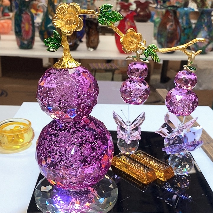 水晶葫芦高20厘米宽15厘米