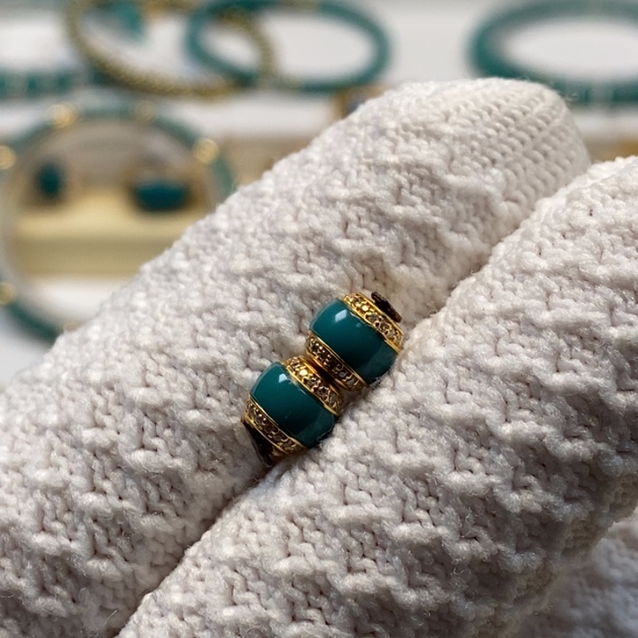 绿松石珠宝奇石18K金镶嵌A656