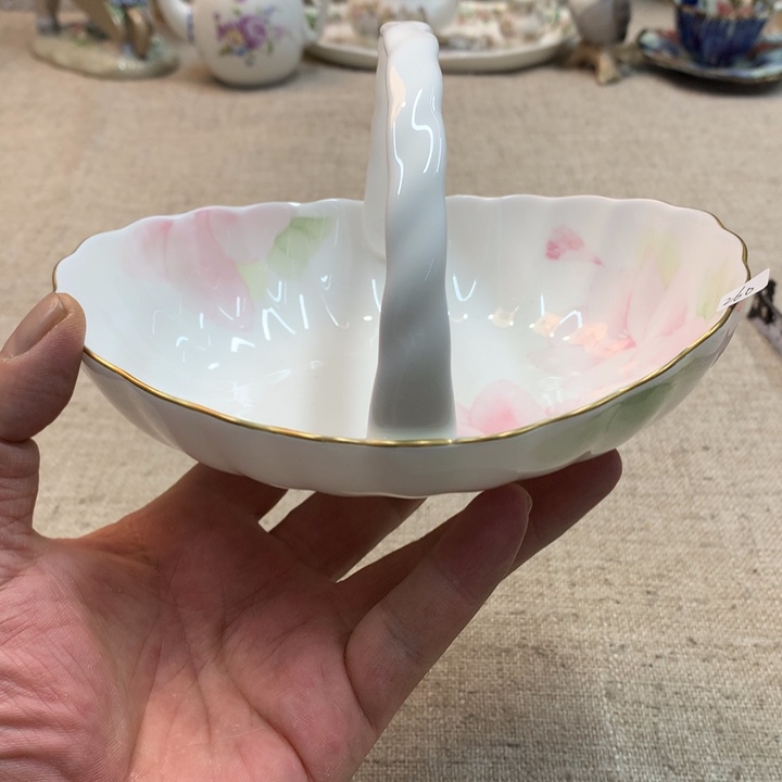 金瓷阁家的美丽瓷器