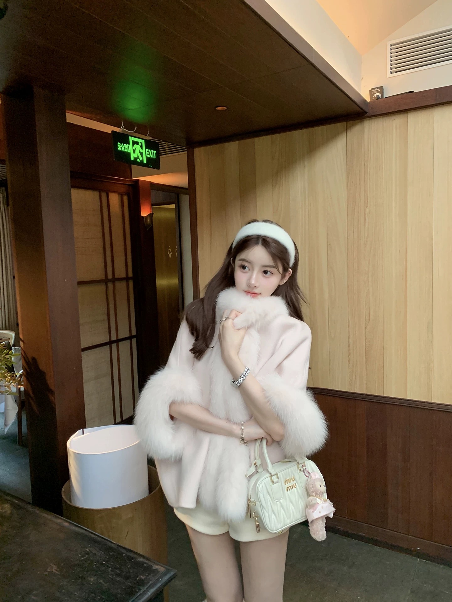 Hello熙熙【京都贵女】法式千金高级感气质大衣带狐狸毛冬季 D01