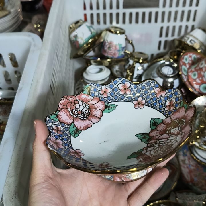 摆件陶瓷默认微瑕。。。。。。