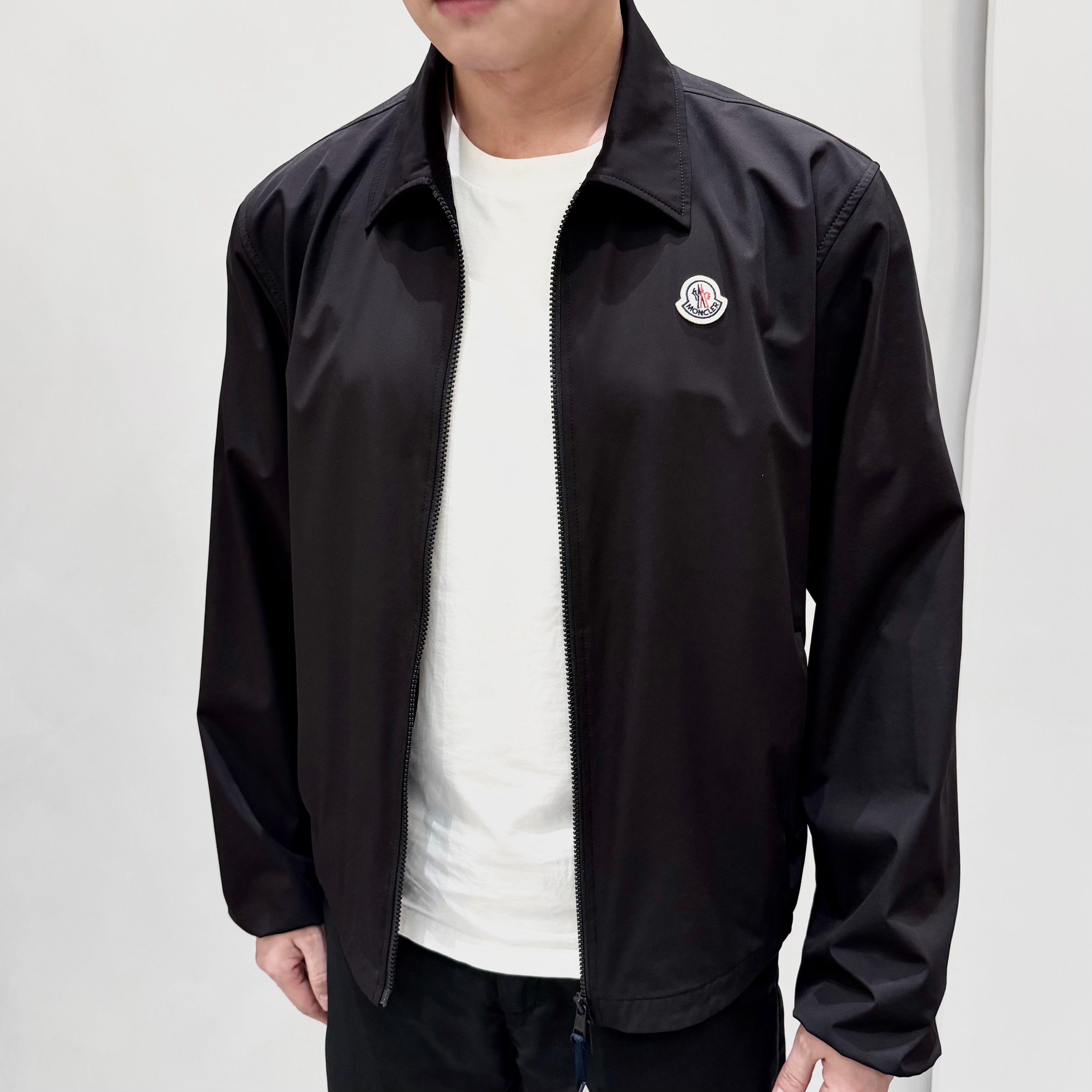 未使用 MONCLER 蒙口 EVANDRO翻领拉链夹克外套男士黑色商务 春夏