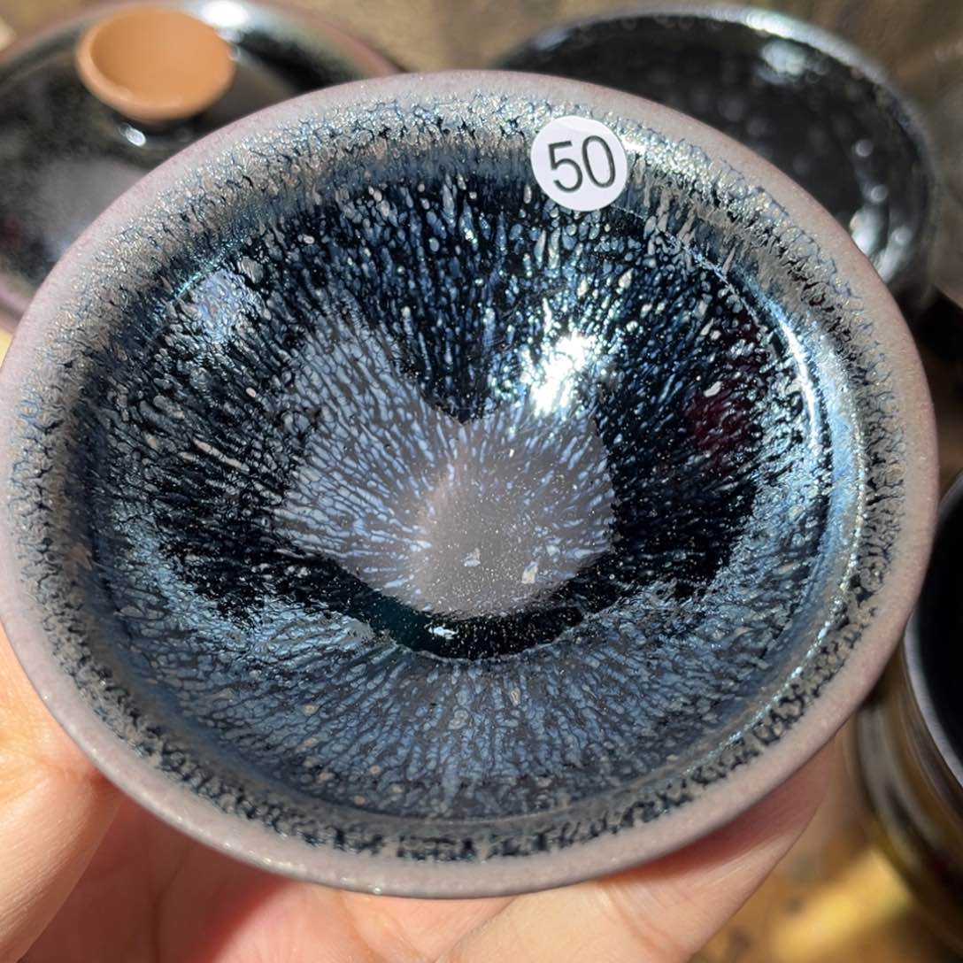 茶盏义兴龙窑坚持真柴烧