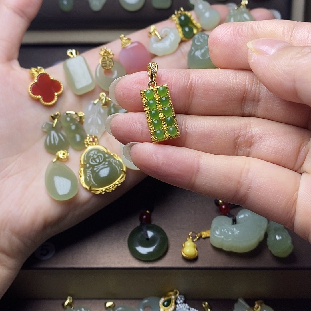 和田玉颈饰银S925镶嵌