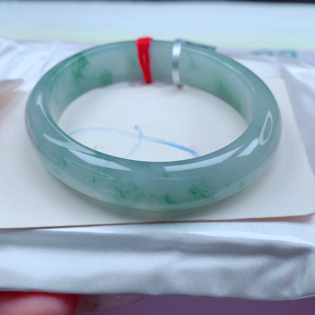 翡翠手镯未镶嵌天然缅甸翡翠A货手镯 贵妃 