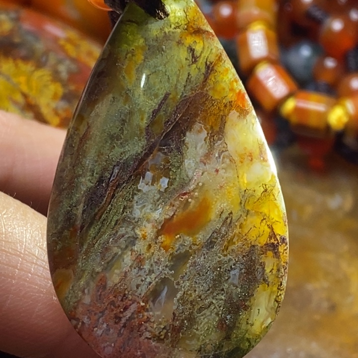 玛瑙/玉髓颈饰未镶嵌