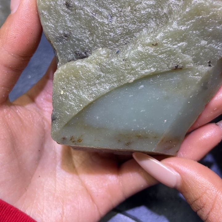 和田玉未镶嵌珠宝半成品