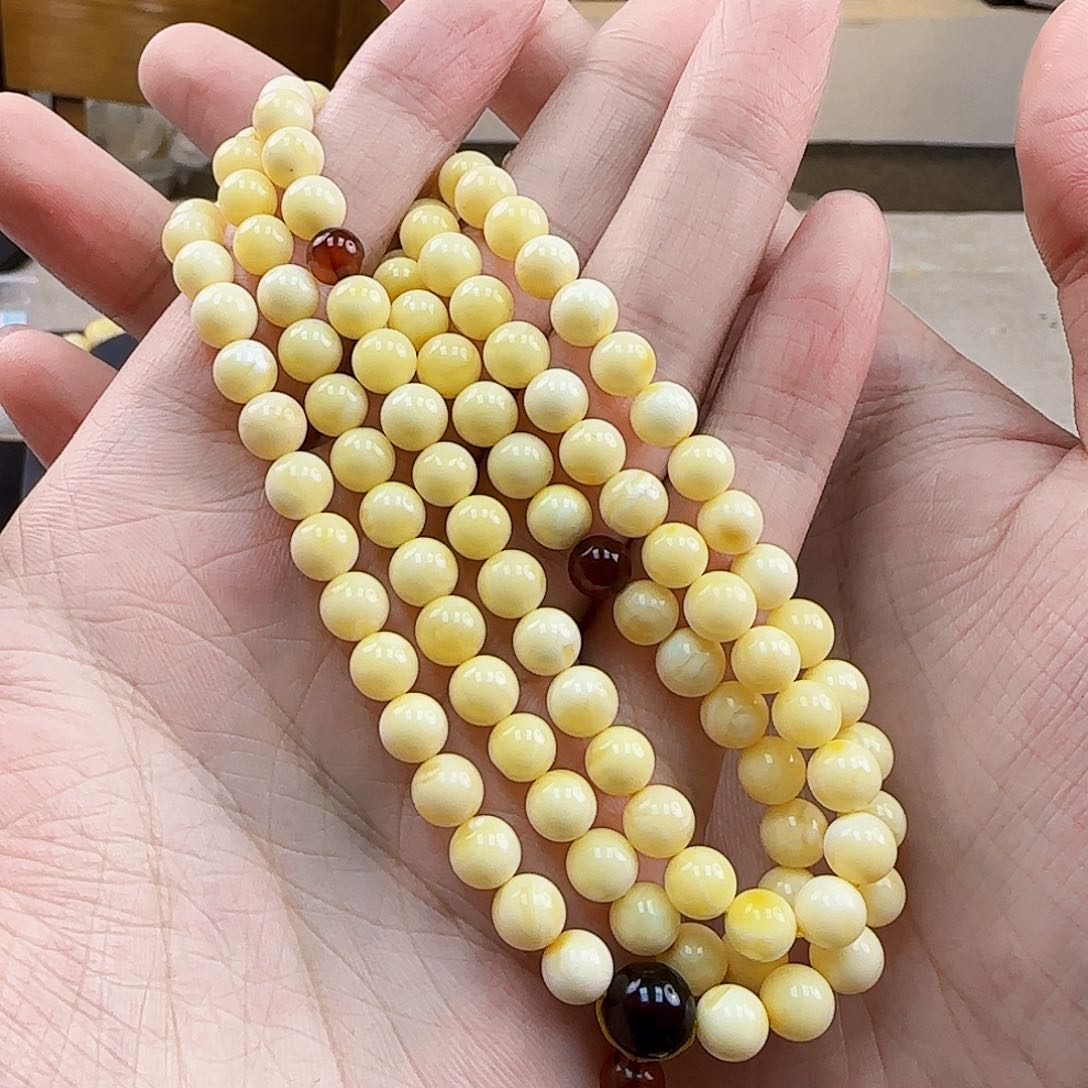 未镶嵌琥珀珠宝奇石