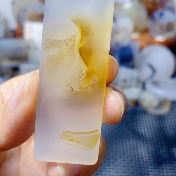 玛瑙/玉髓未镶嵌珠宝奇石