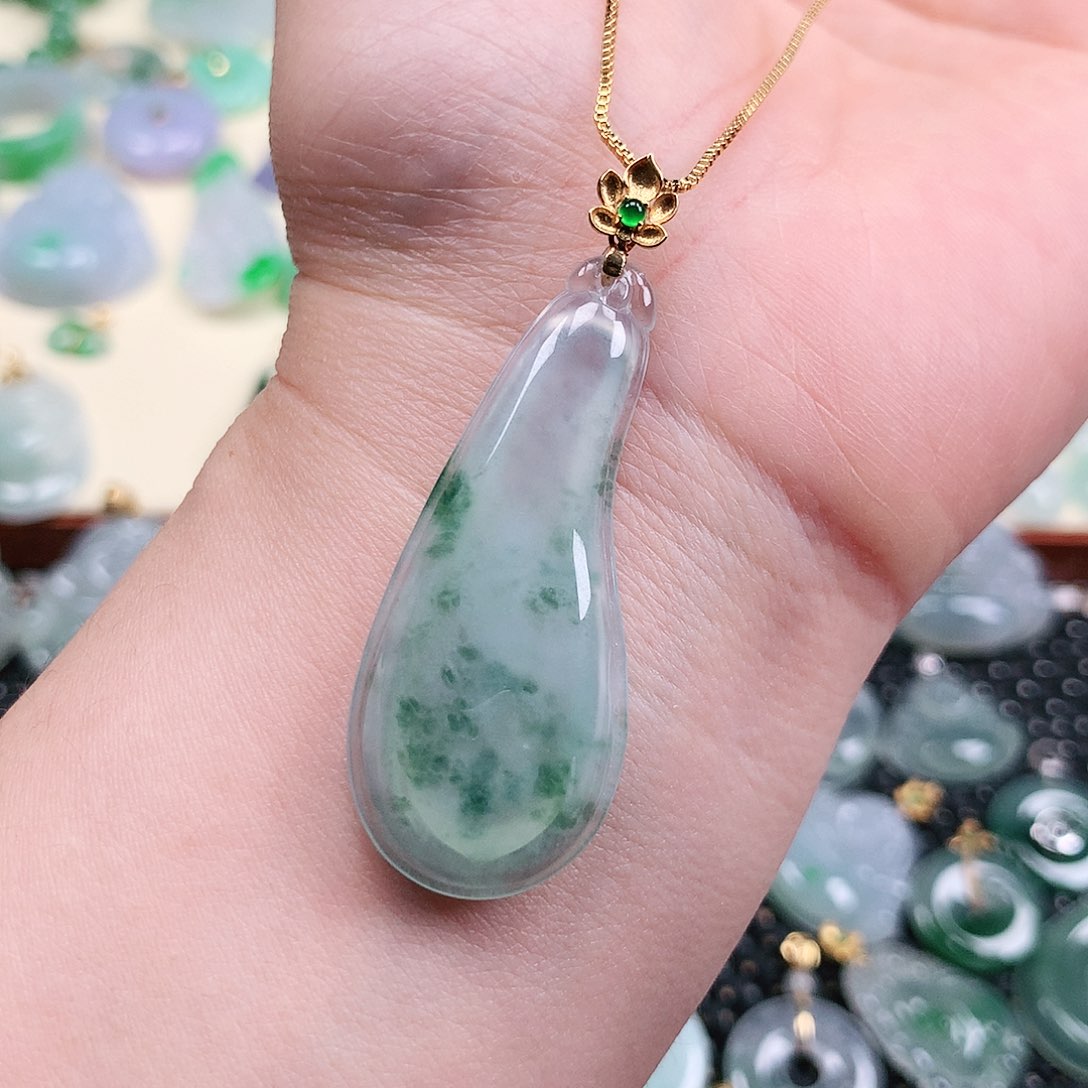 【闪购商品】翡翠吊坠(不含链)18K金镶嵌福瓜