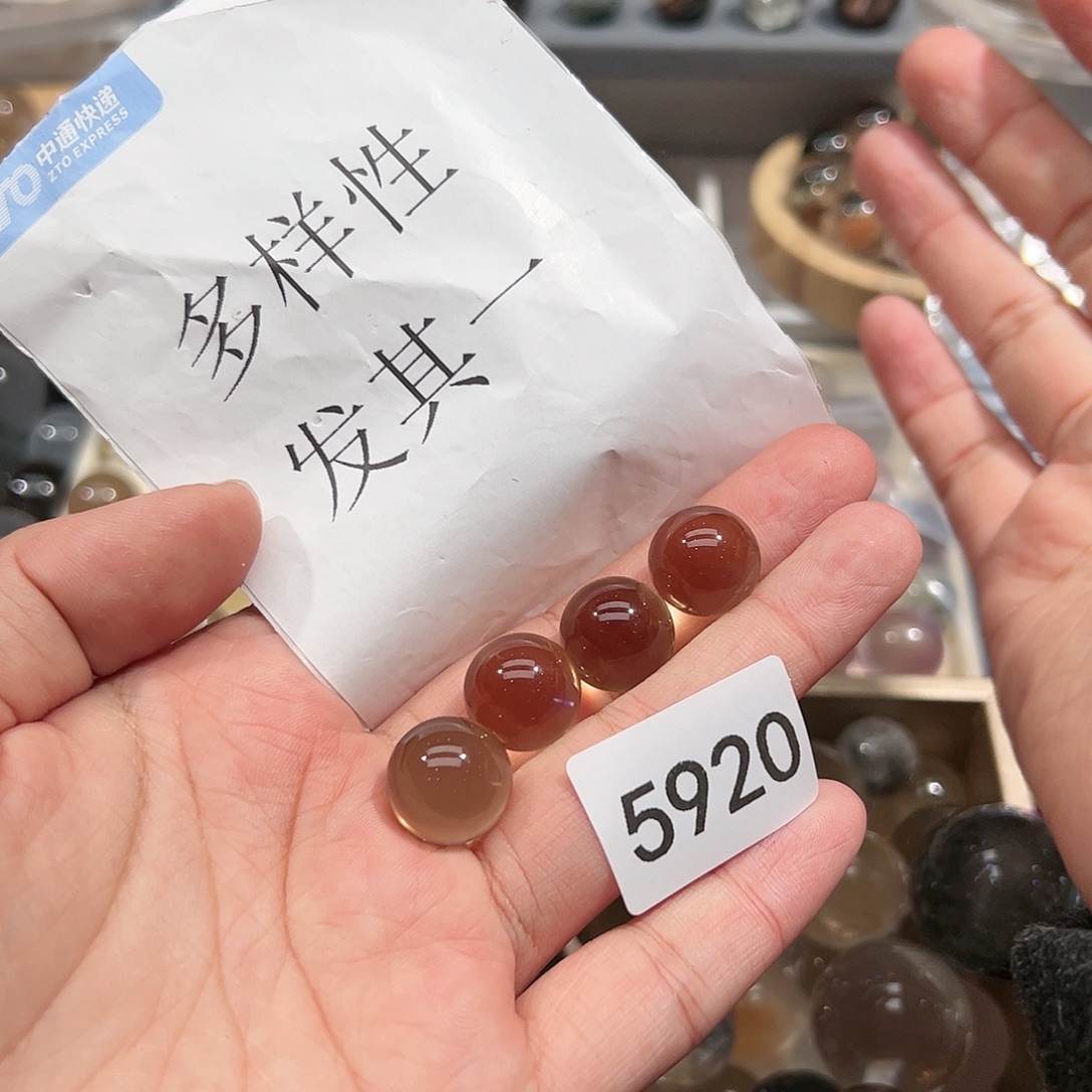 水晶未镶嵌大型摆件（非配饰）