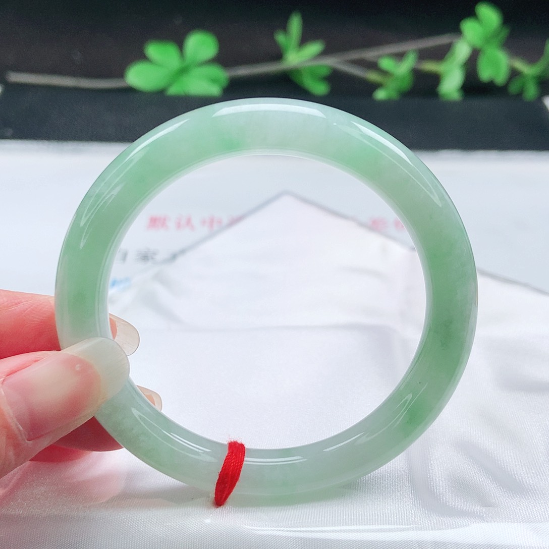 未镶嵌手镯翡翠54圈