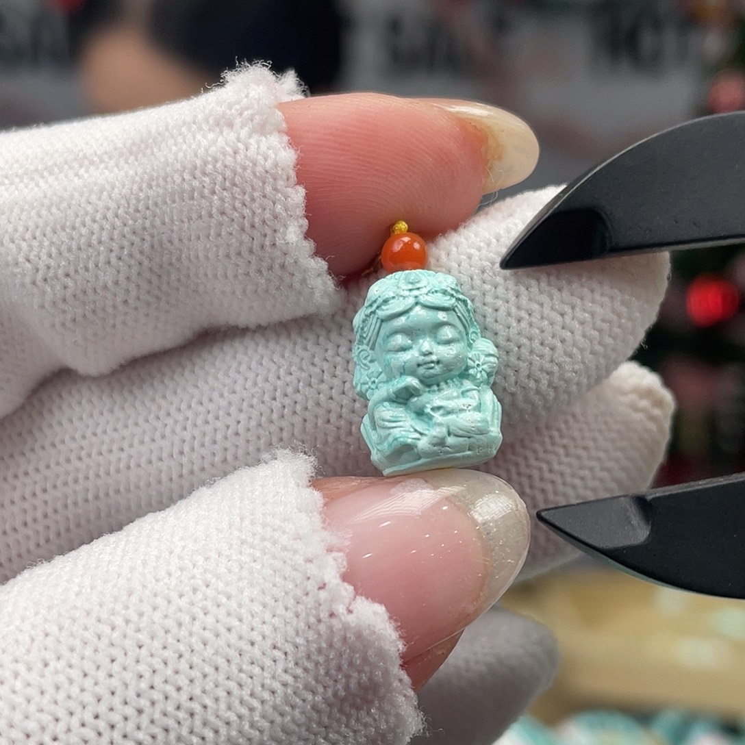 绿松石未镶嵌挂件