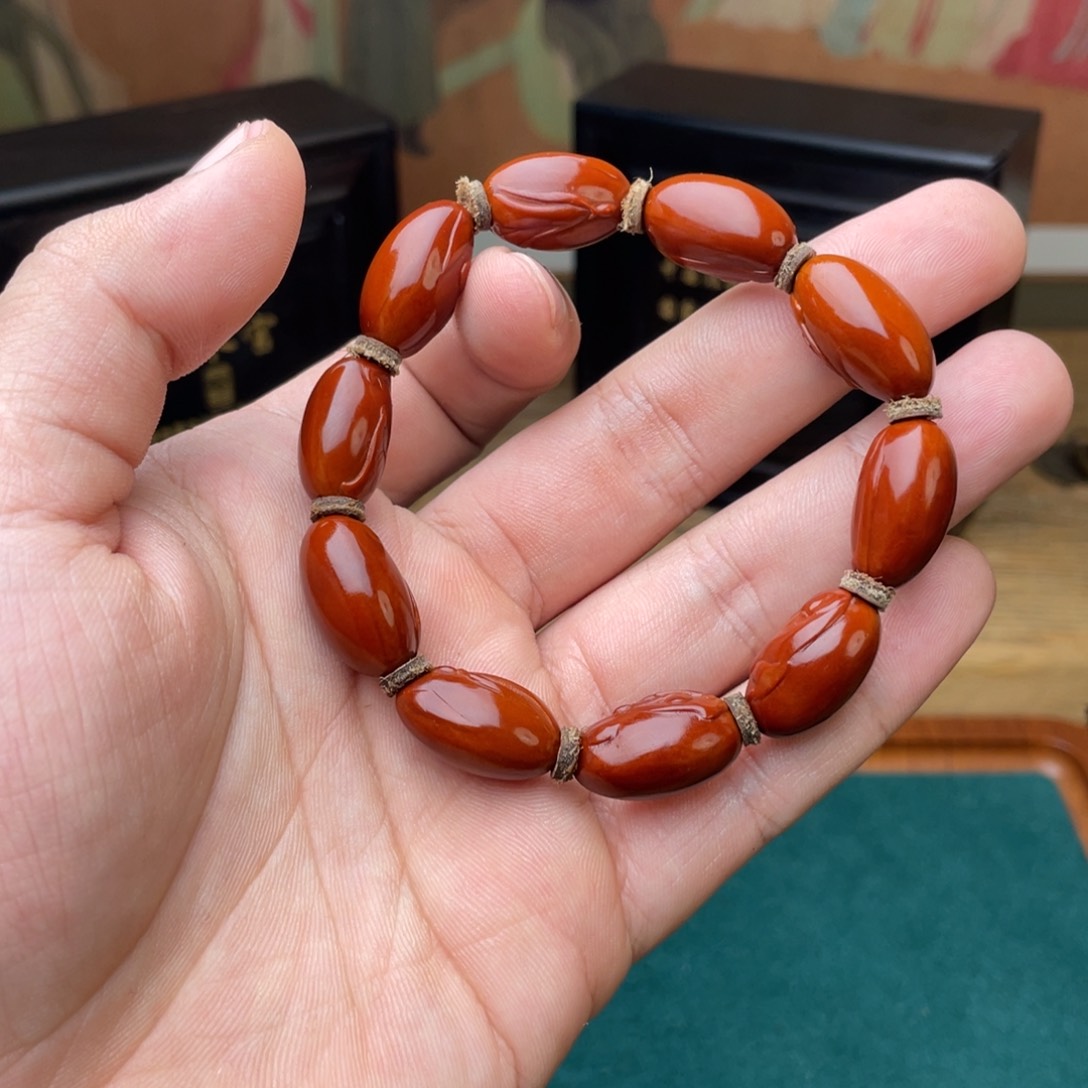 橄榄核吊坠无相佛表弟回血