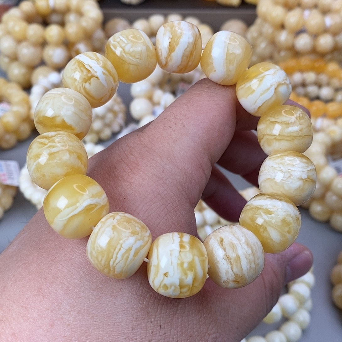 蜜蜡未镶嵌珠宝奇石18.3mm 50g