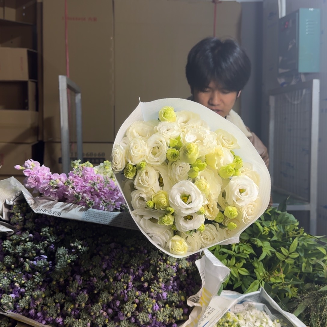 白桔梗2400克。     