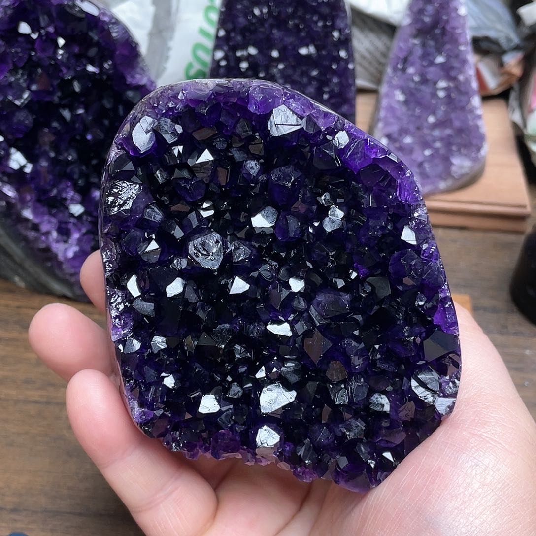 紫晶大型摆件（非配饰）未镶嵌