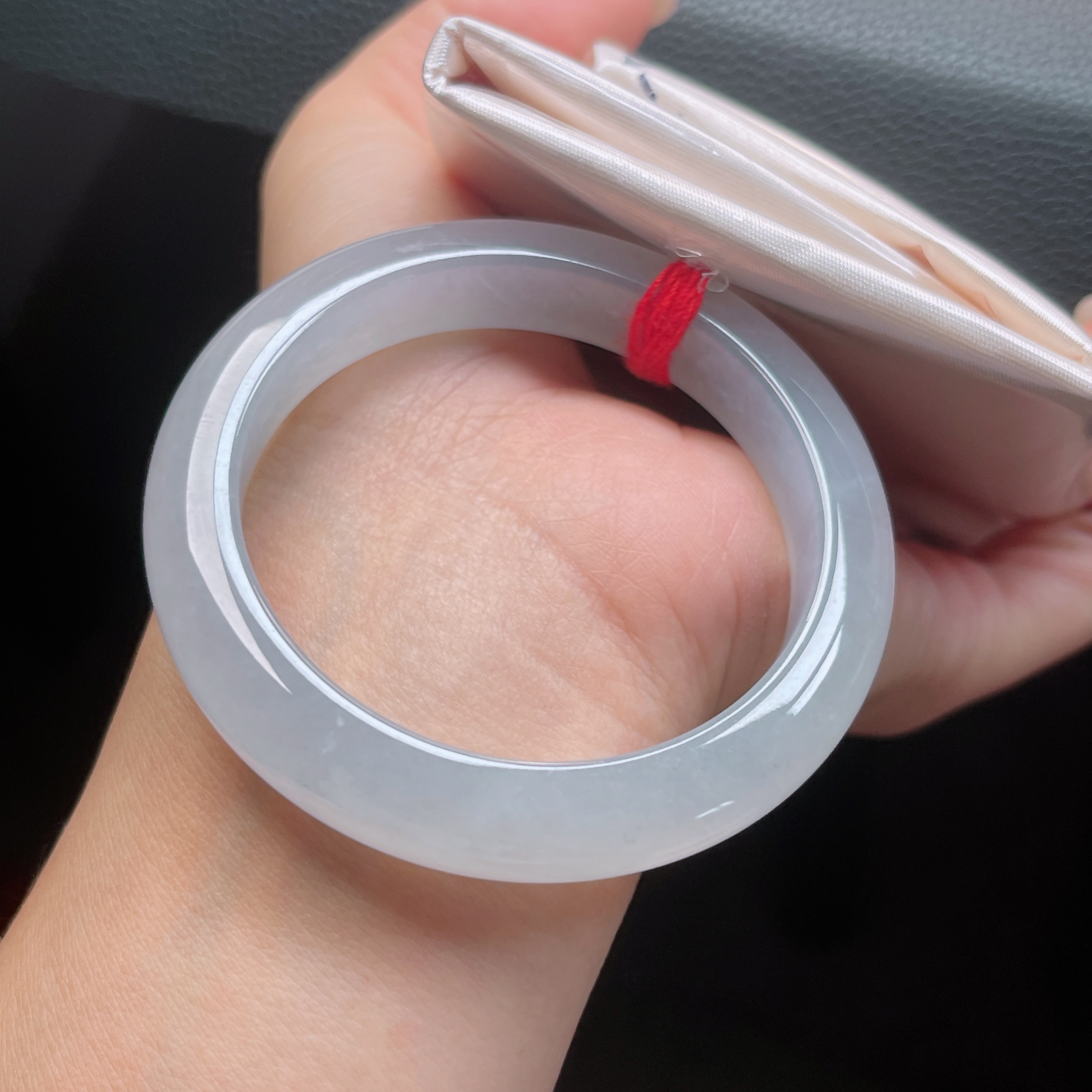 C15号 缅甸天然翡翠A货51-52高冰冰透起双眼皮小圈口手镯高冰