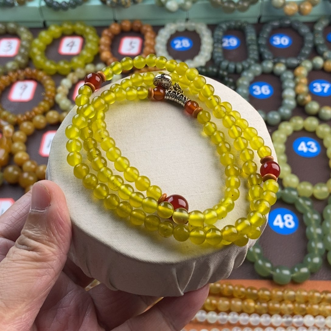 蛇纹石玉手串未镶嵌