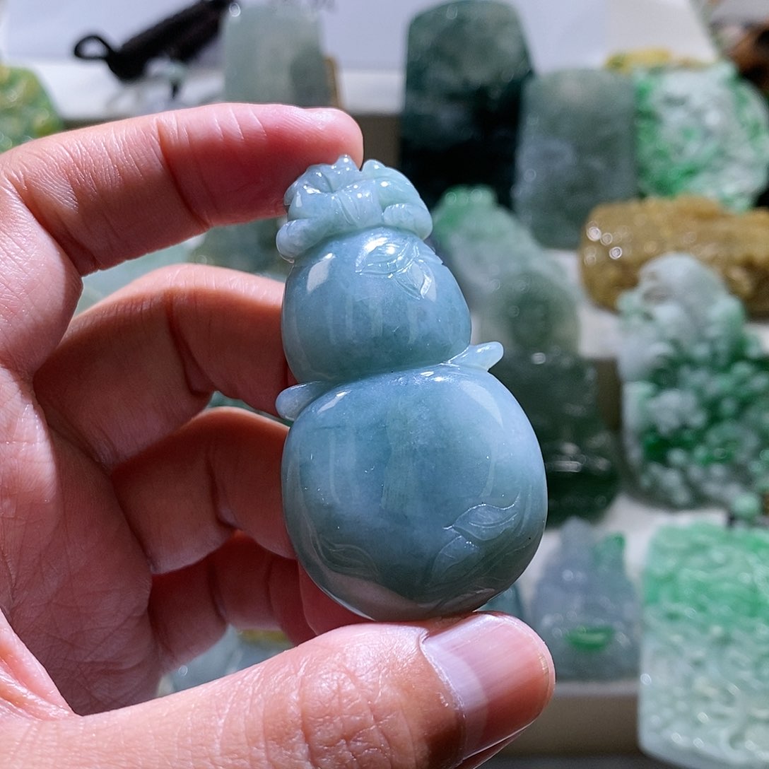 【闪购商品】翡翠颈饰未镶嵌葫芦