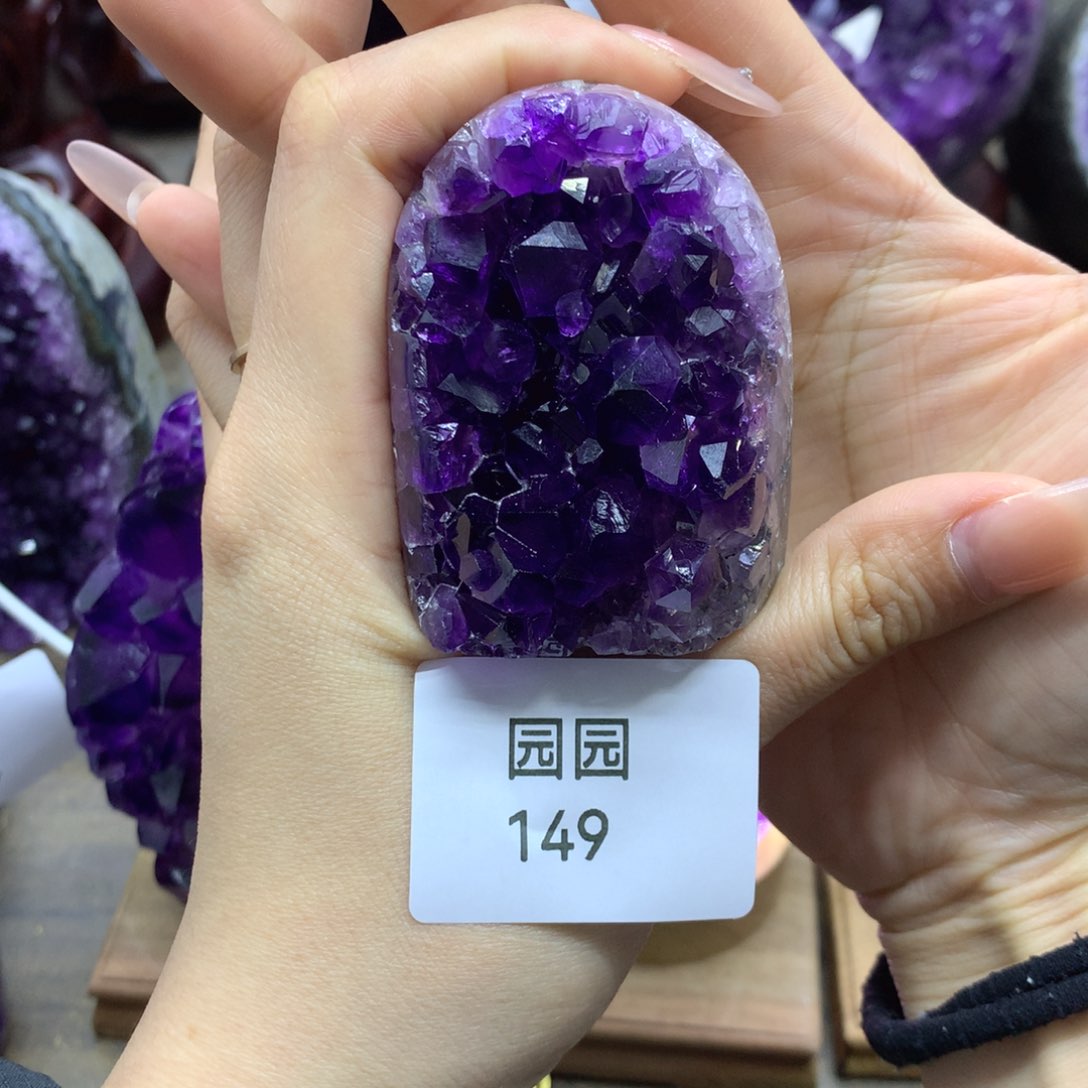 紫晶大型摆件（非配饰）未镶嵌