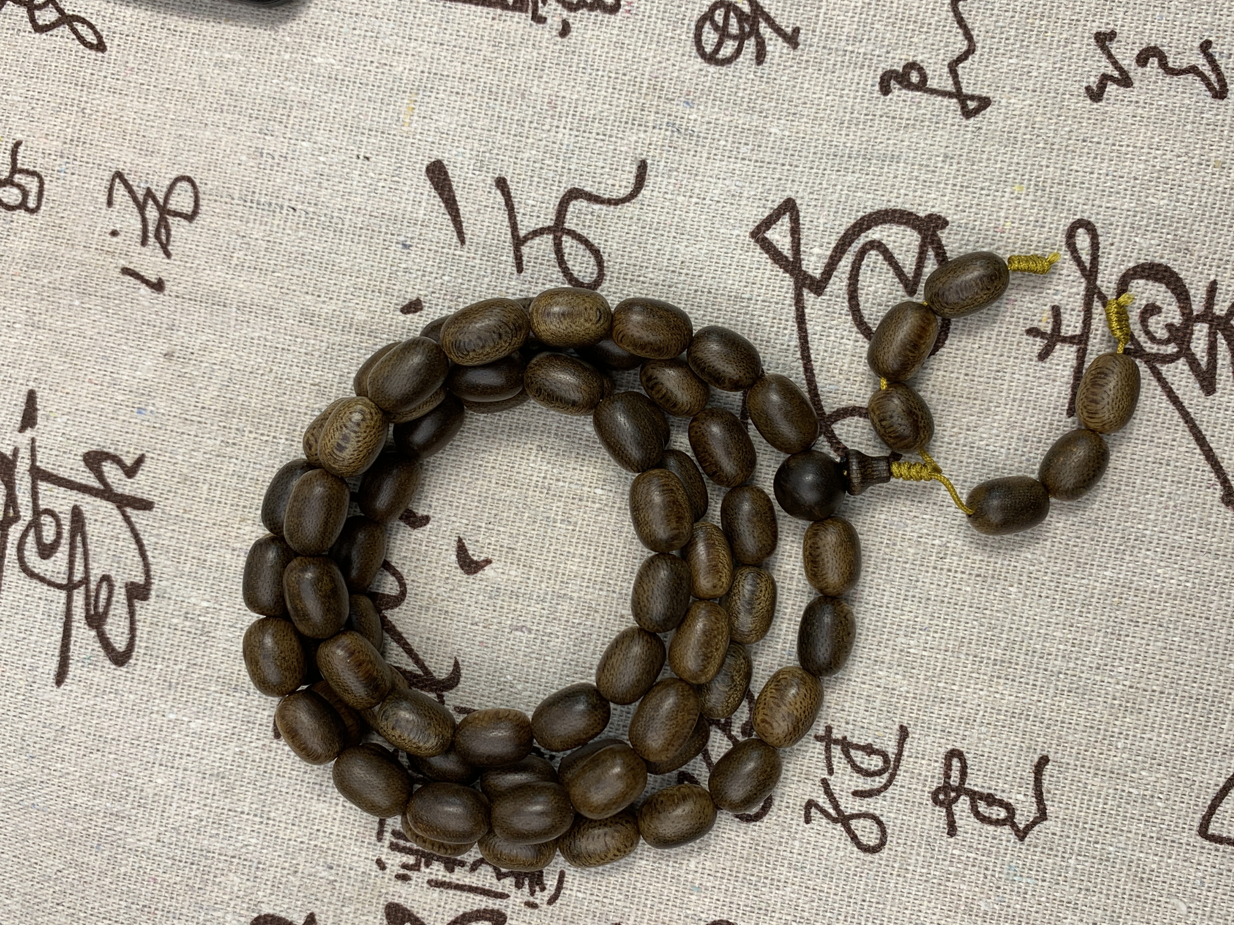 沉香手串枣珠白棋楠0.8多圈沉水老料