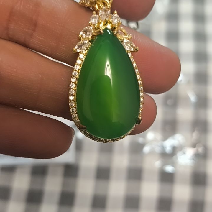 玛瑙/玉髓合金颈饰