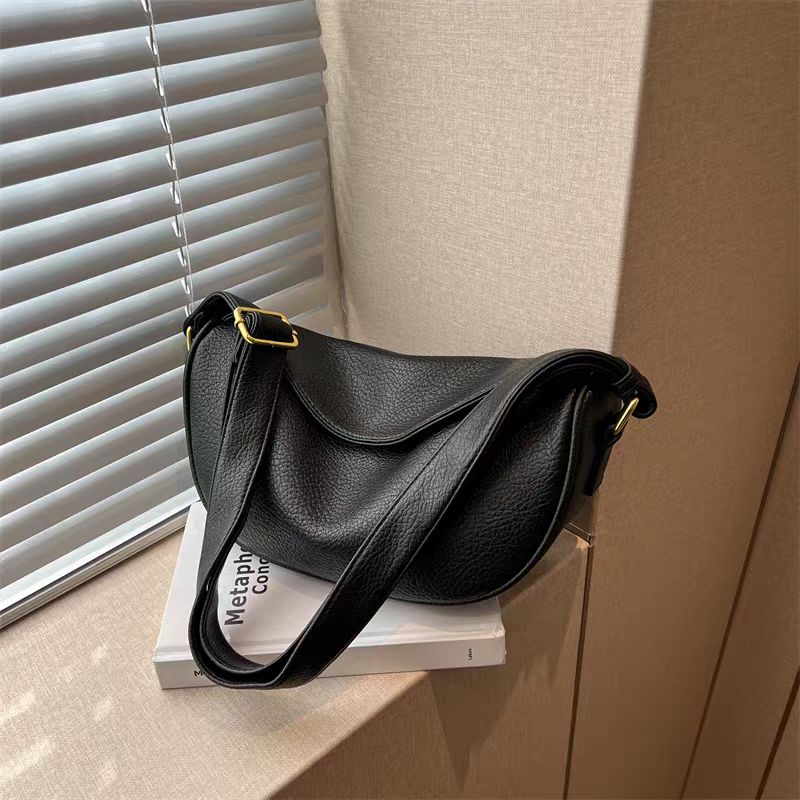 方姐优选 黑色斜挎单肩饺子包