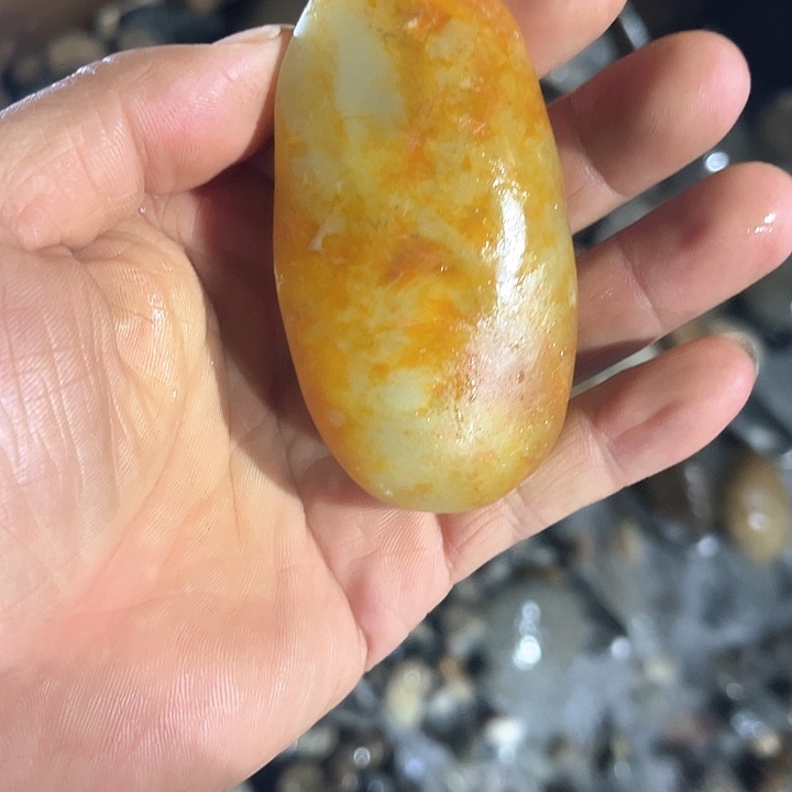 未镶嵌和田玉（糖玉）挂件