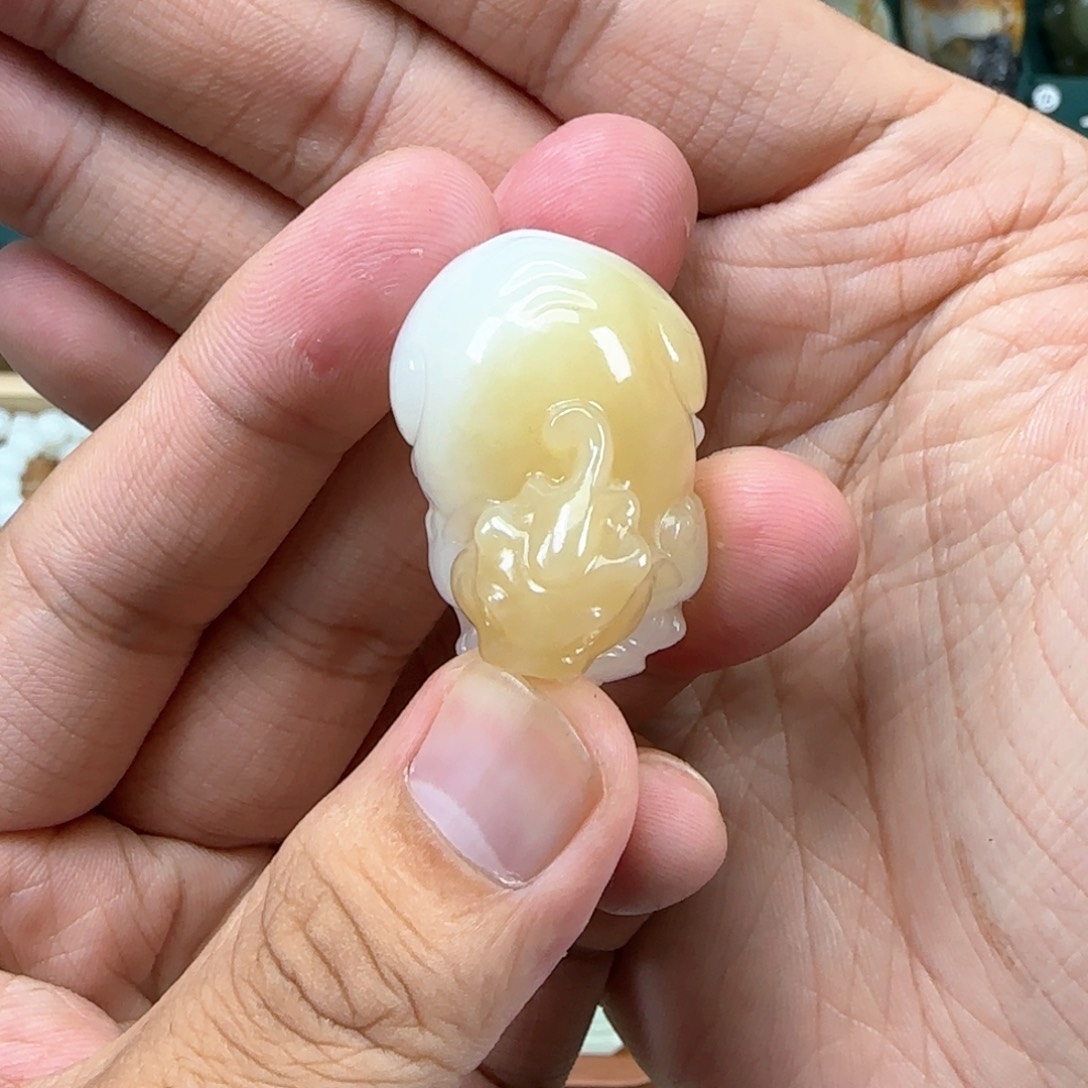 和田玉挂件未镶嵌