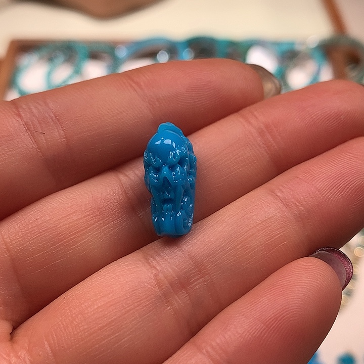 F***y绿松石未镶嵌珠宝奇石