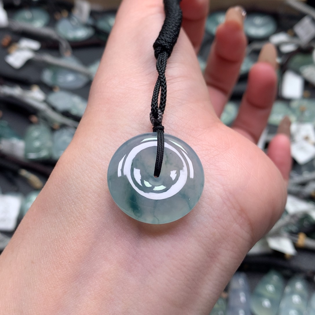 翡翠颈饰未镶嵌000000000000