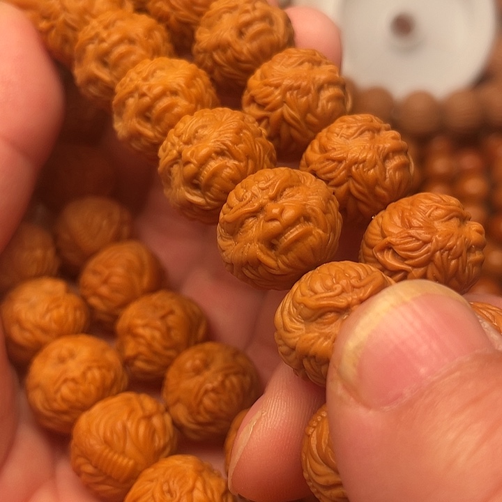 猴头核桃手串百****停黑神