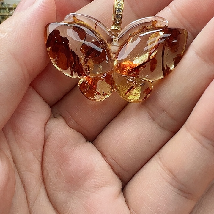 琥珀未镶嵌珠宝奇石