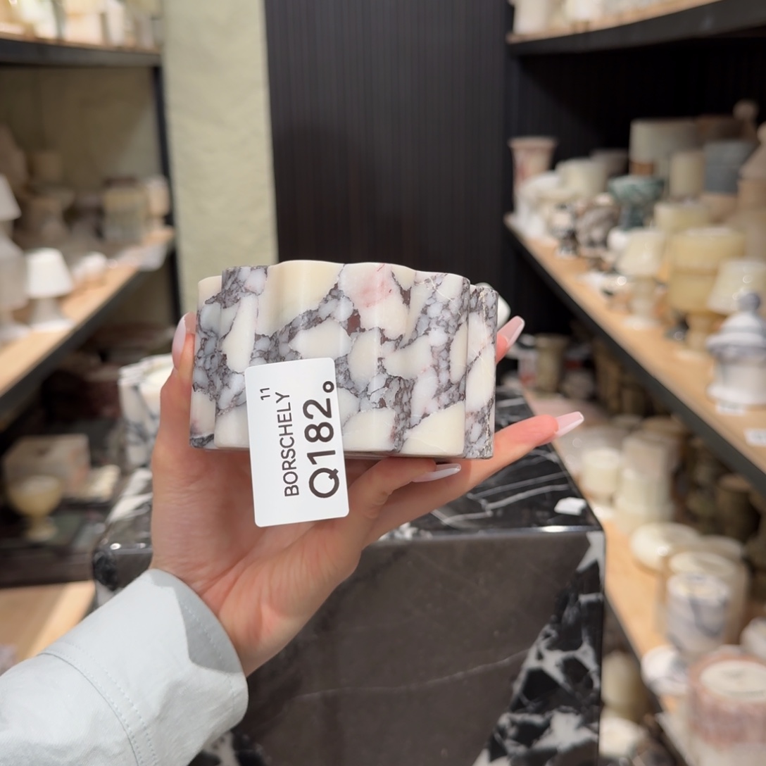 大理石q182。     不缺