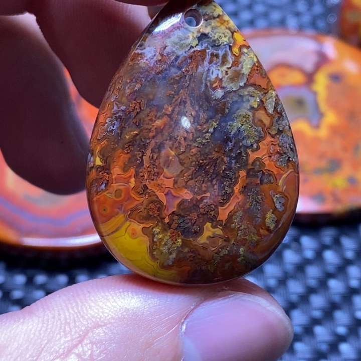 玛瑙/玉髓颈饰未镶嵌