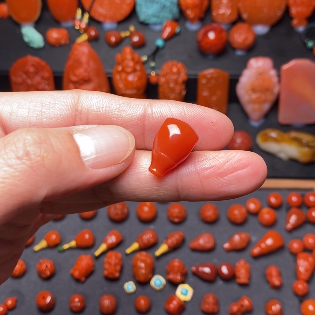 南红玛瑙三通11.2未镶嵌梵*