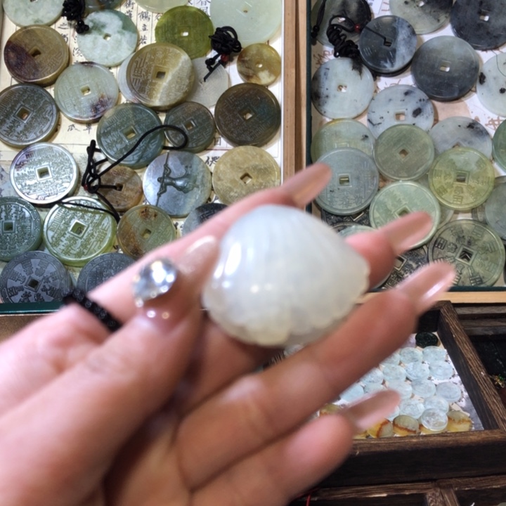 岫玉岫玉挂件未镶嵌