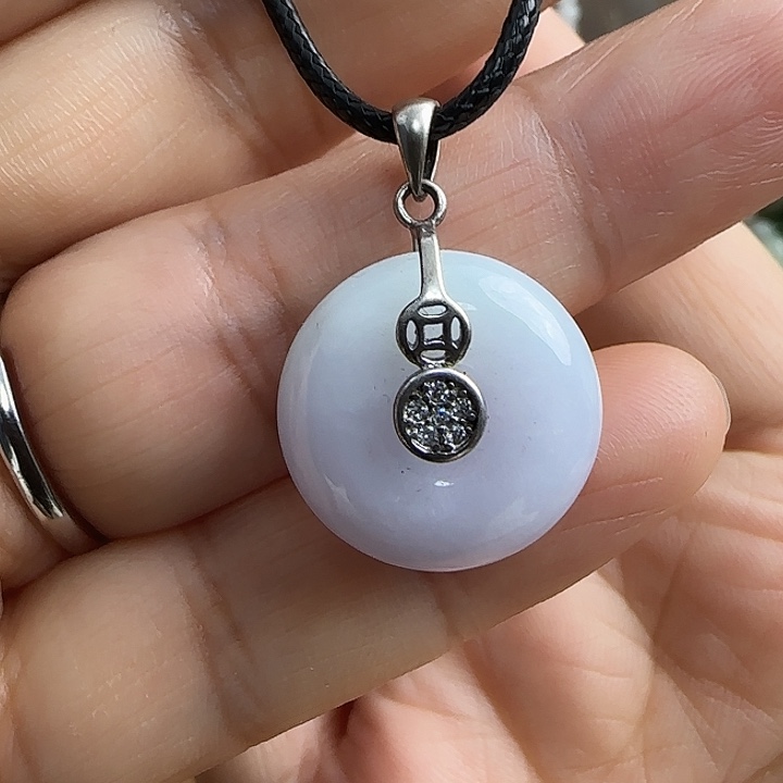 翡翠未镶嵌颈饰吊坠