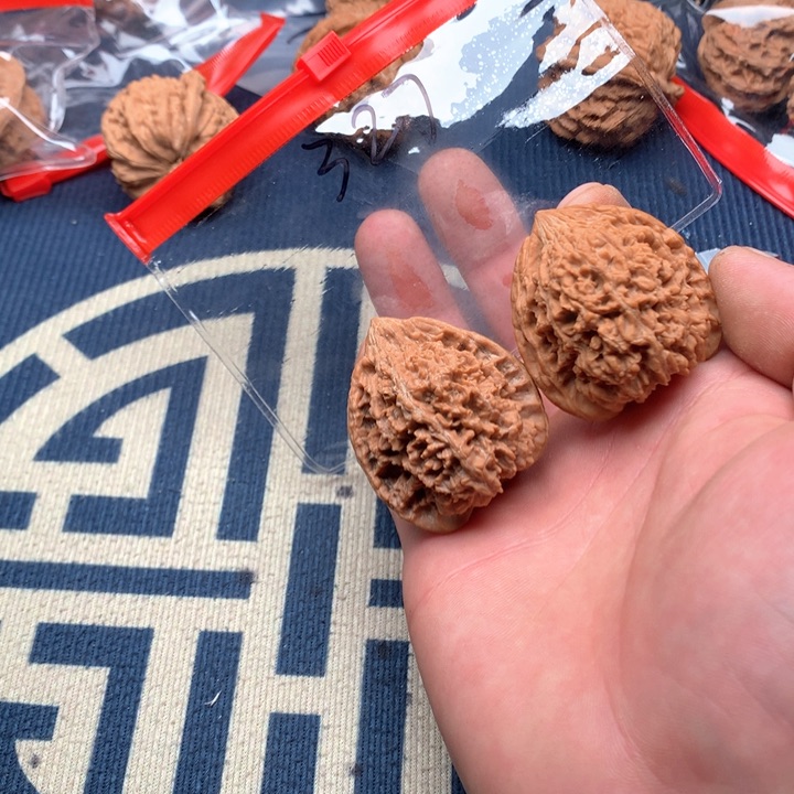 文玩核桃吊坠41满天星327