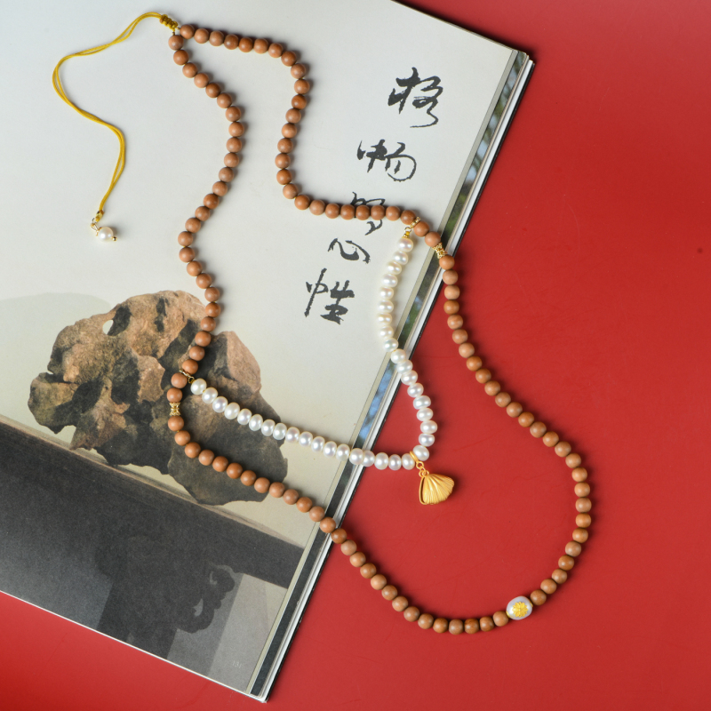 印度老山檀0.6项链掌上明珠款