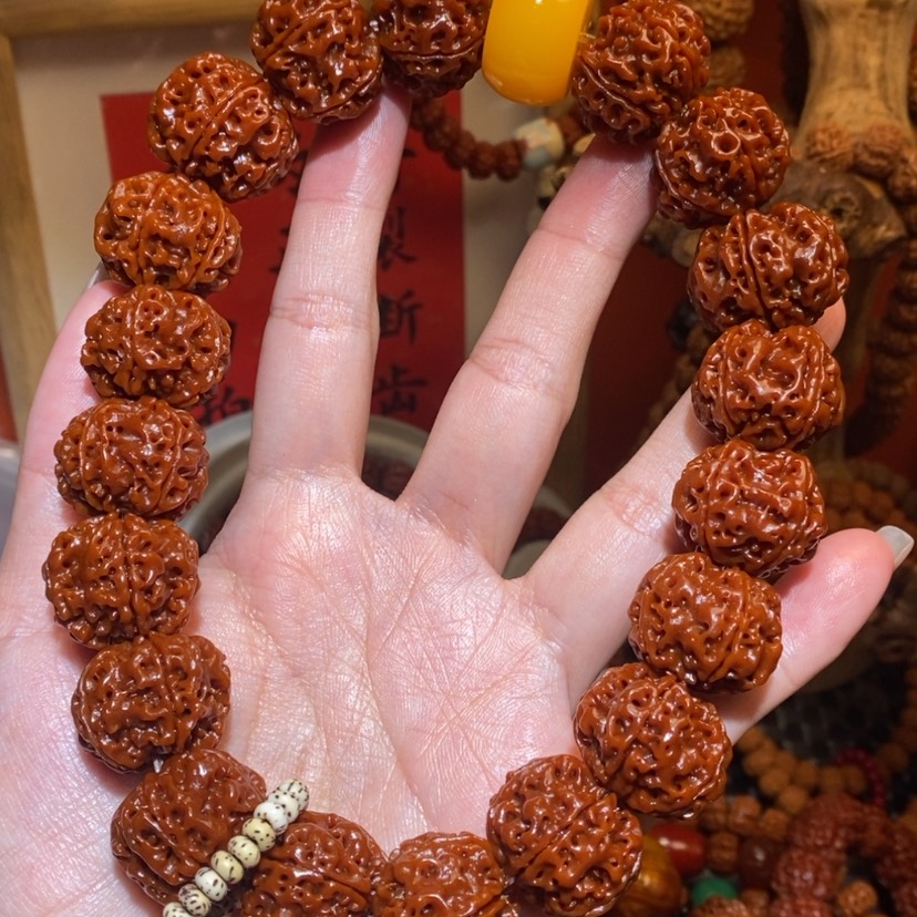 【闪购商品】金刚菩提手串225手持