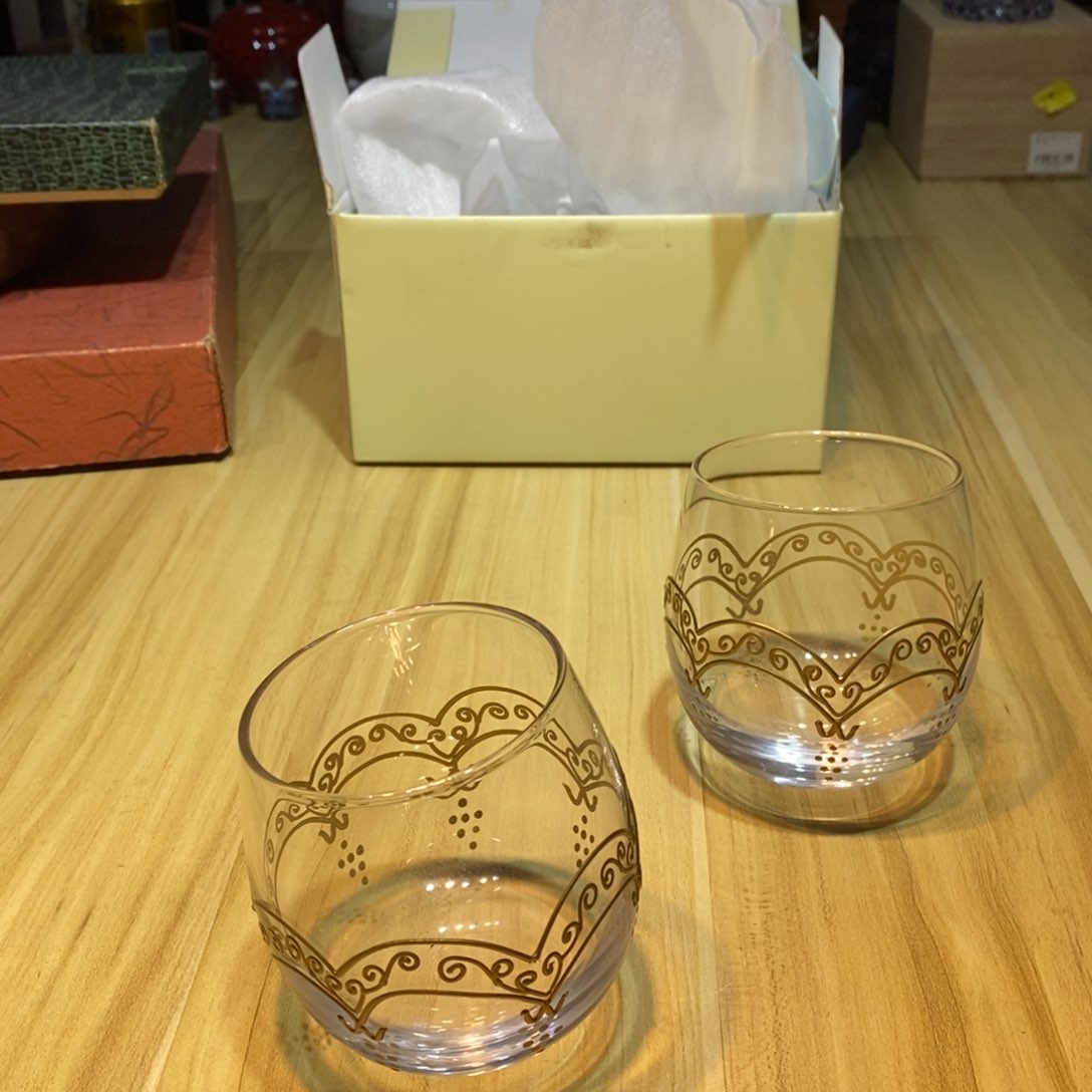 士*架易雅集工艺品有限公司