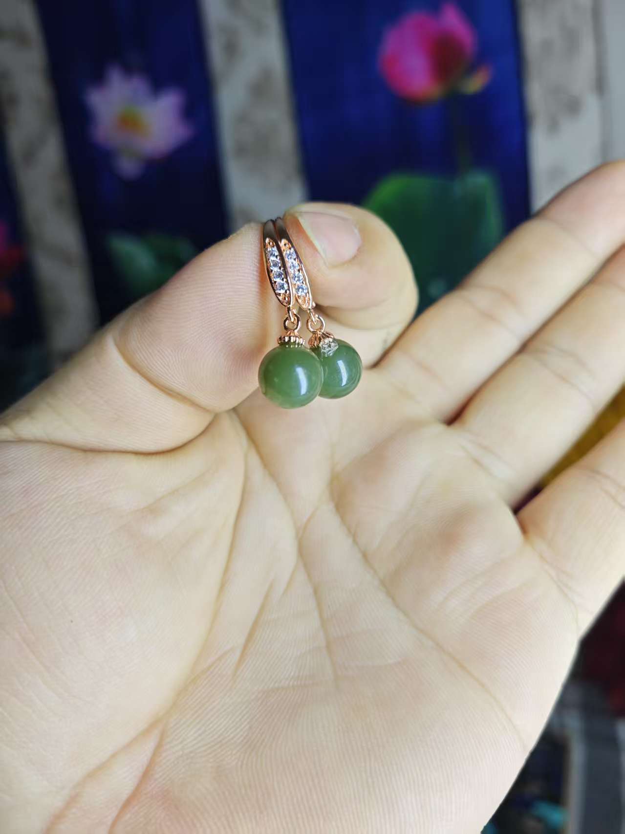 和田玉耳坠时尚百搭