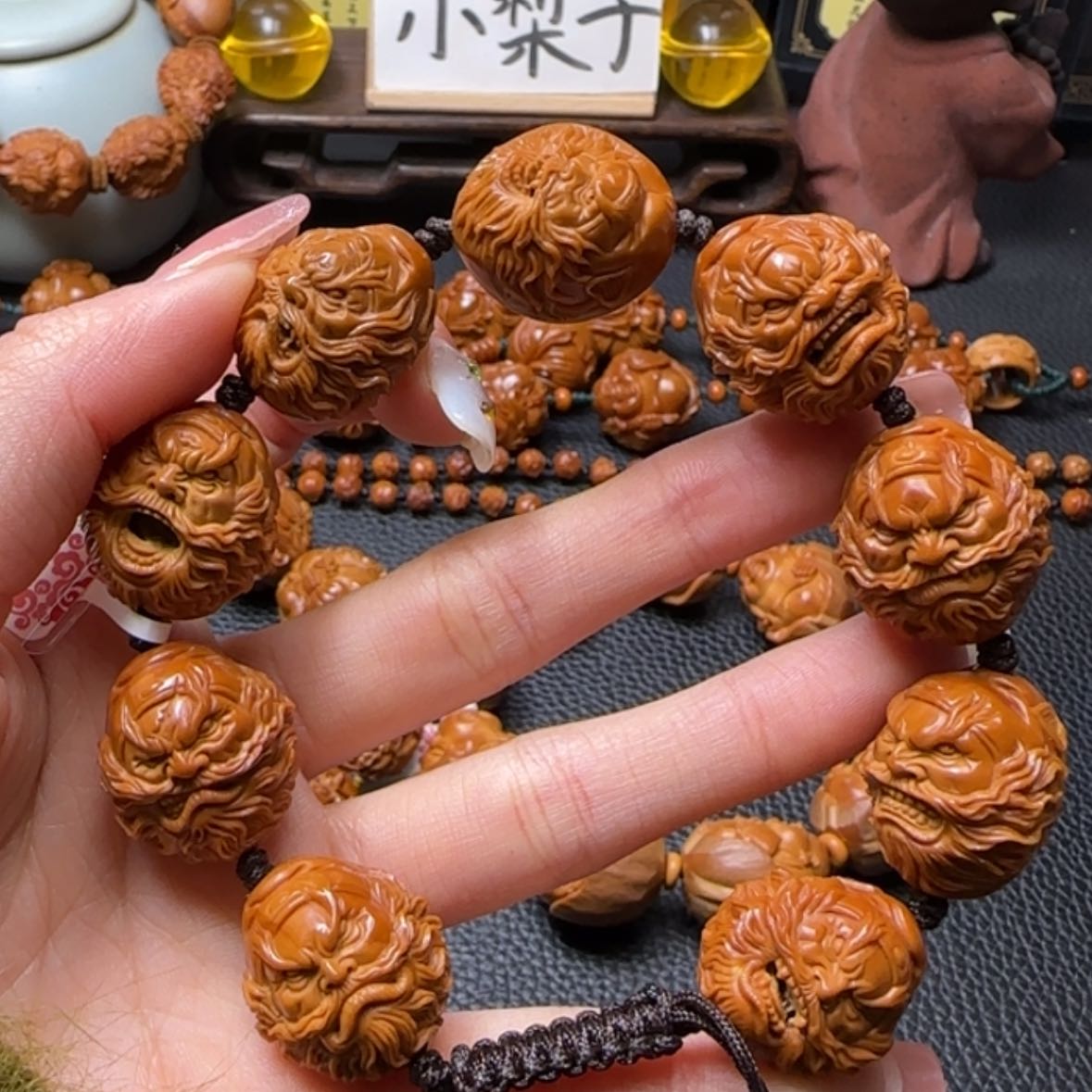 【闪购商品】橄榄核吊坠钟馗头